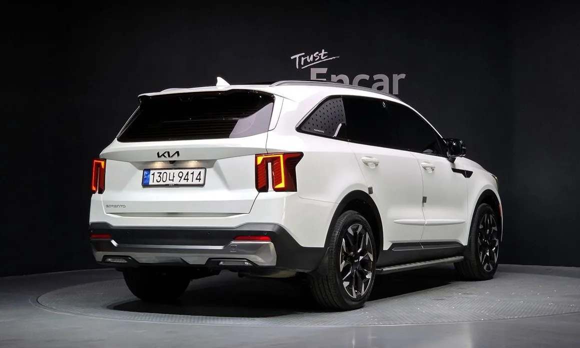 Kia Sorento — фото 5