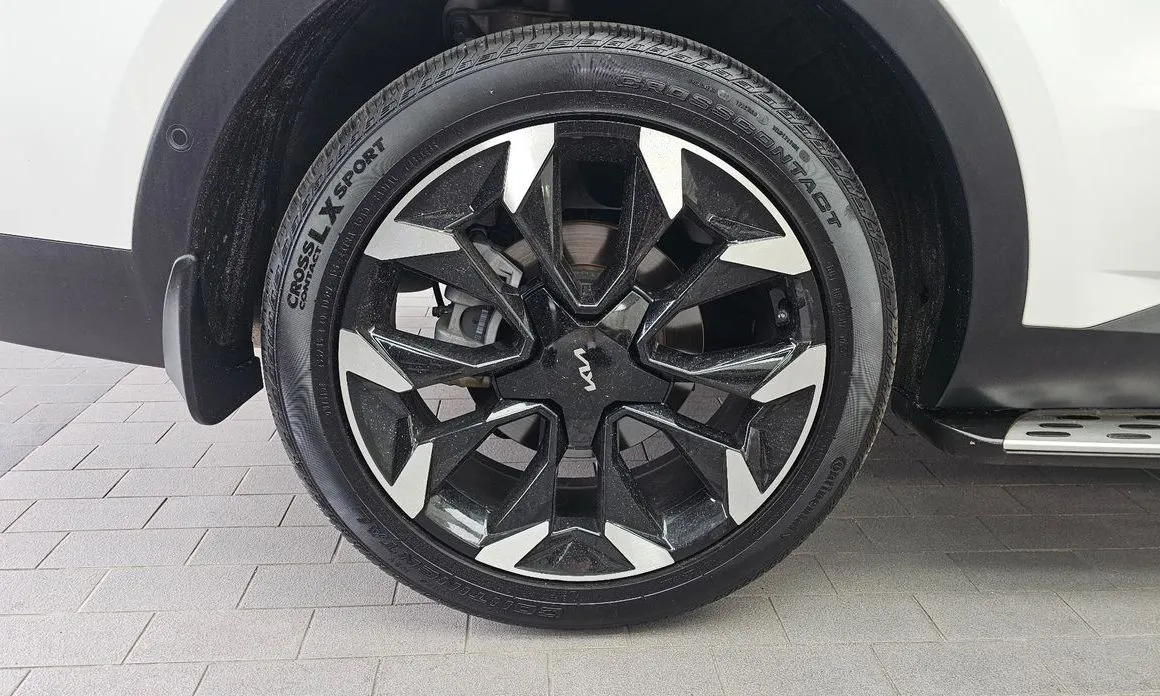 Kia Sorento — фото 7