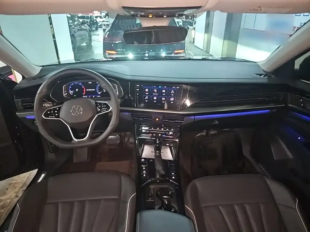 Volkswagen Passat — фото 2