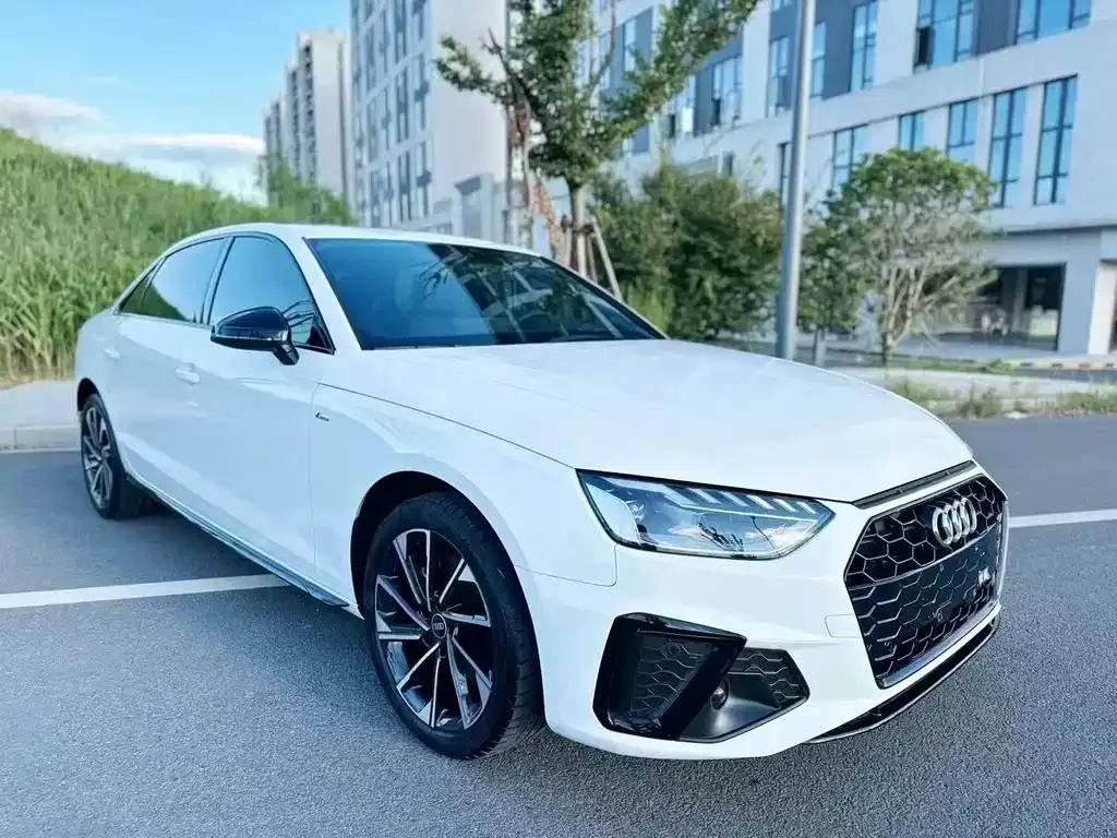 Audi A4L — фото 5