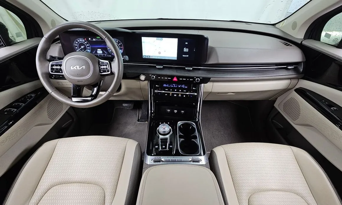 Kia Carnival — фото 5