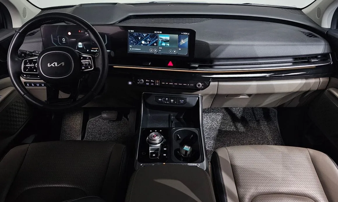Kia Carnival — фото 9