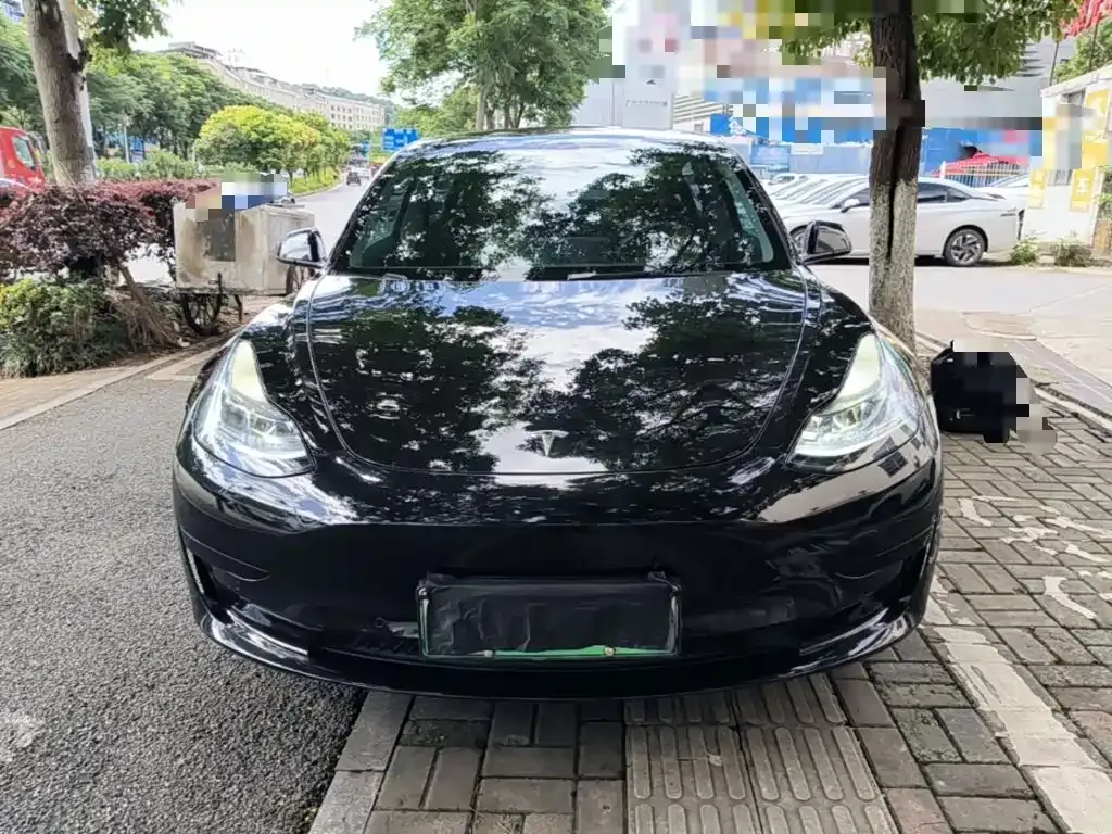 Tesla Model 3 — фото 6