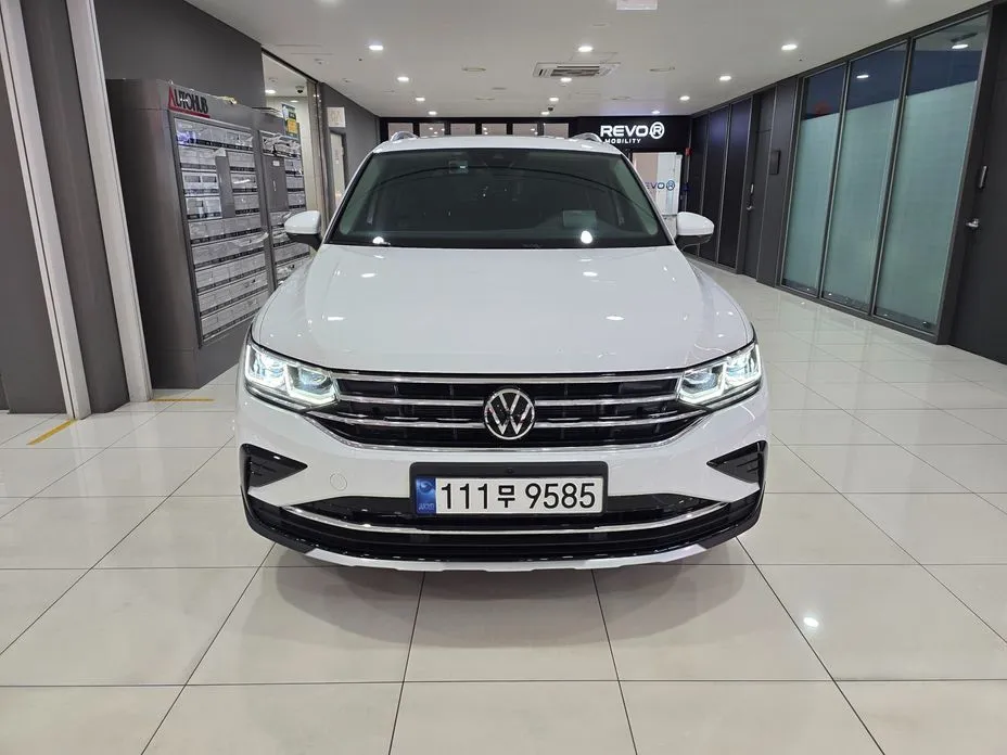 Volkswagen Tiguan 2.0 TDI Prestige 1