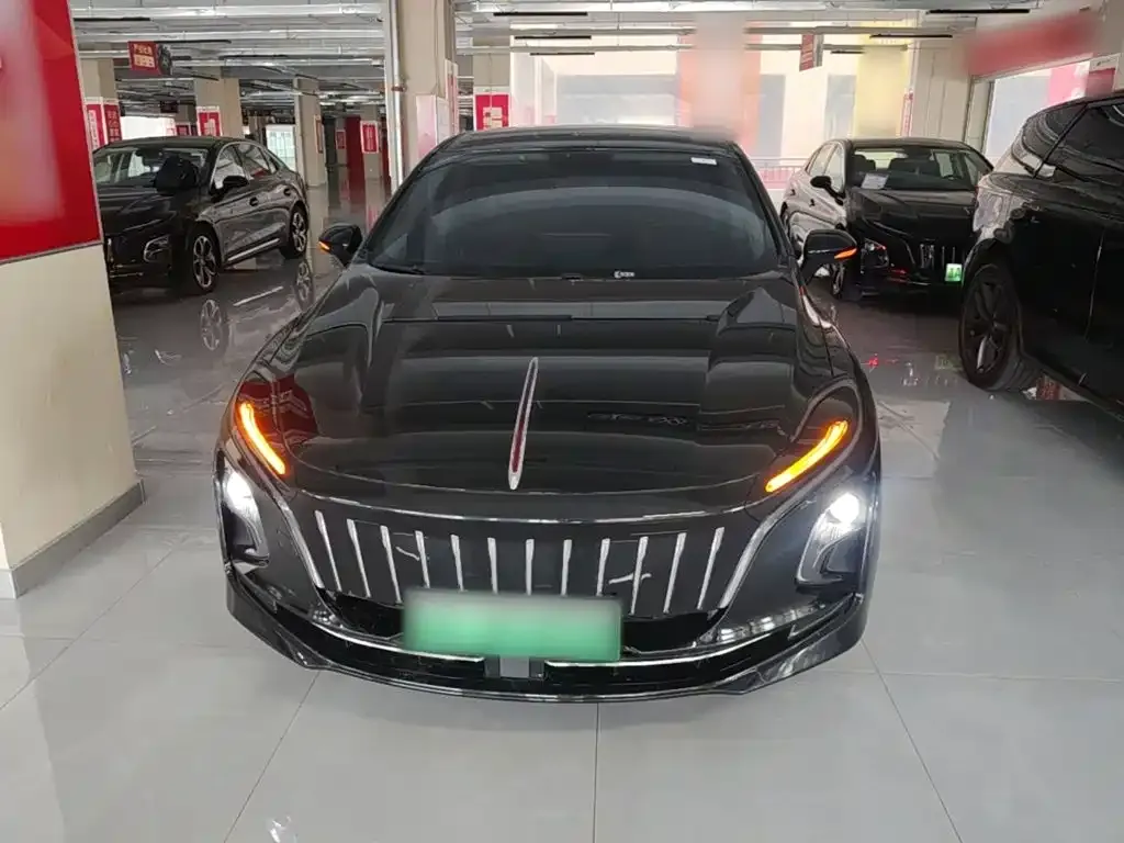 Hongqi E-QM5 — фото 2