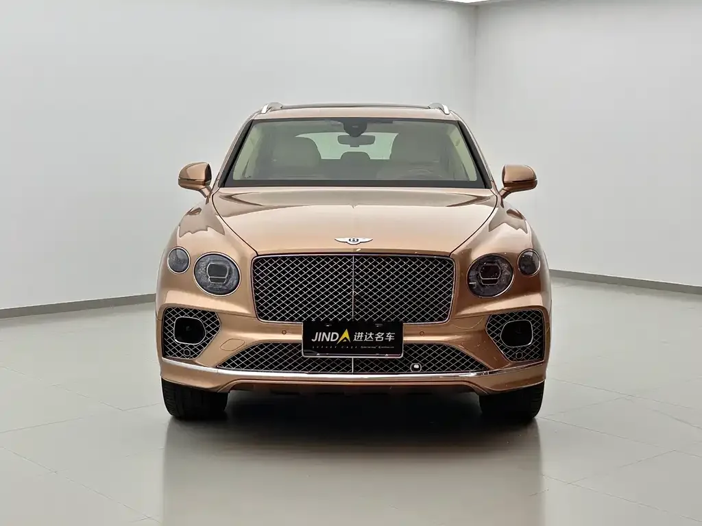 Bentley Bentayga — фото 1