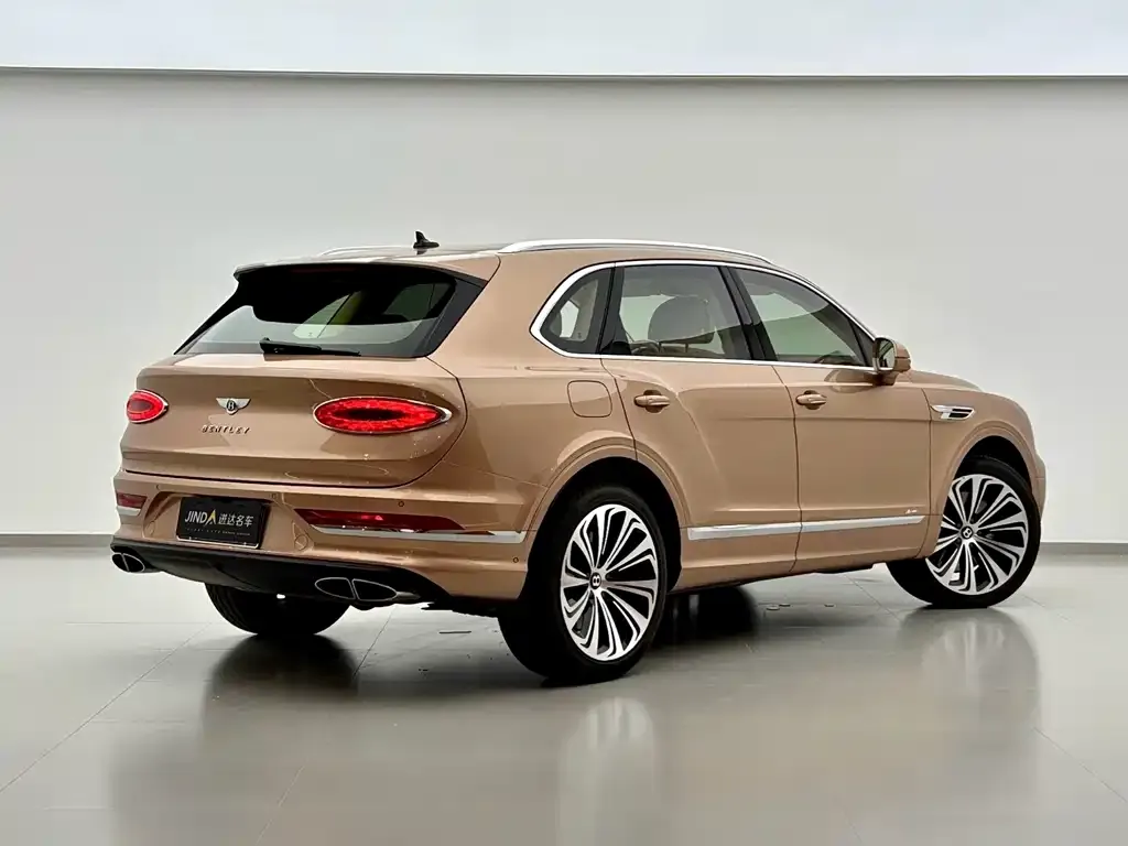 Bentley Bentayga — фото 2