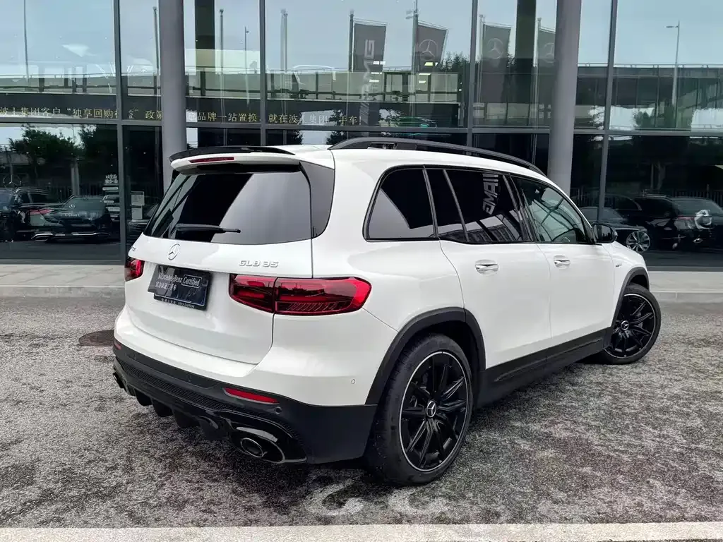 Mercedes-Benz GLB AMG — фото 8