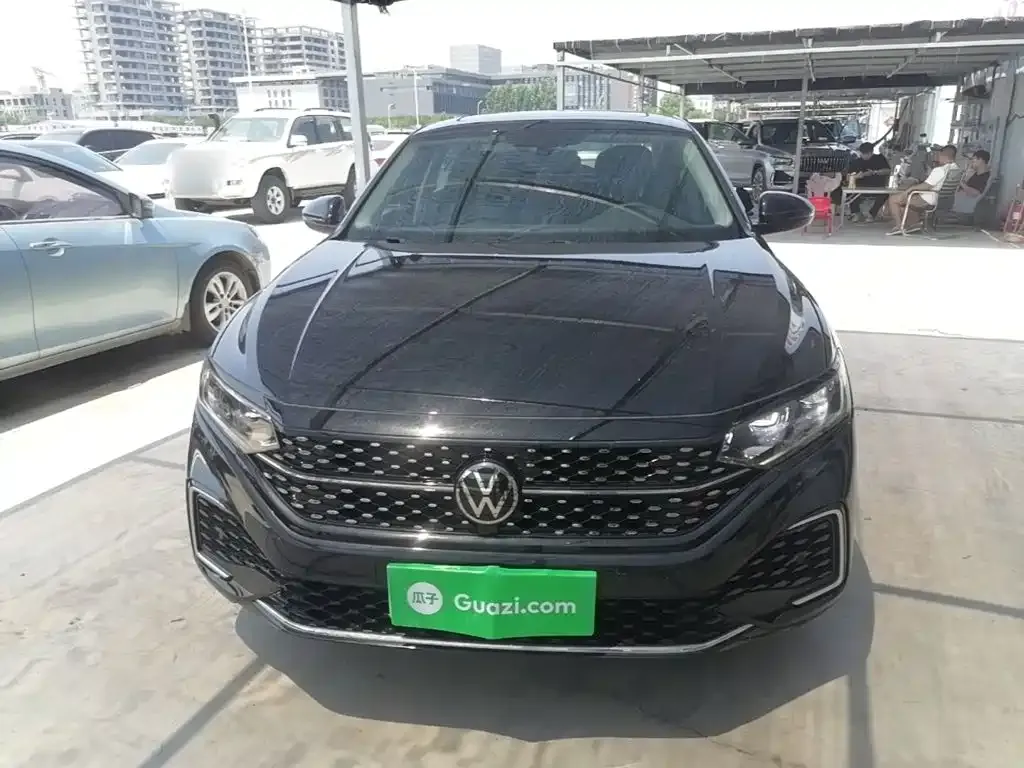 Volkswagen Passat — фото 10