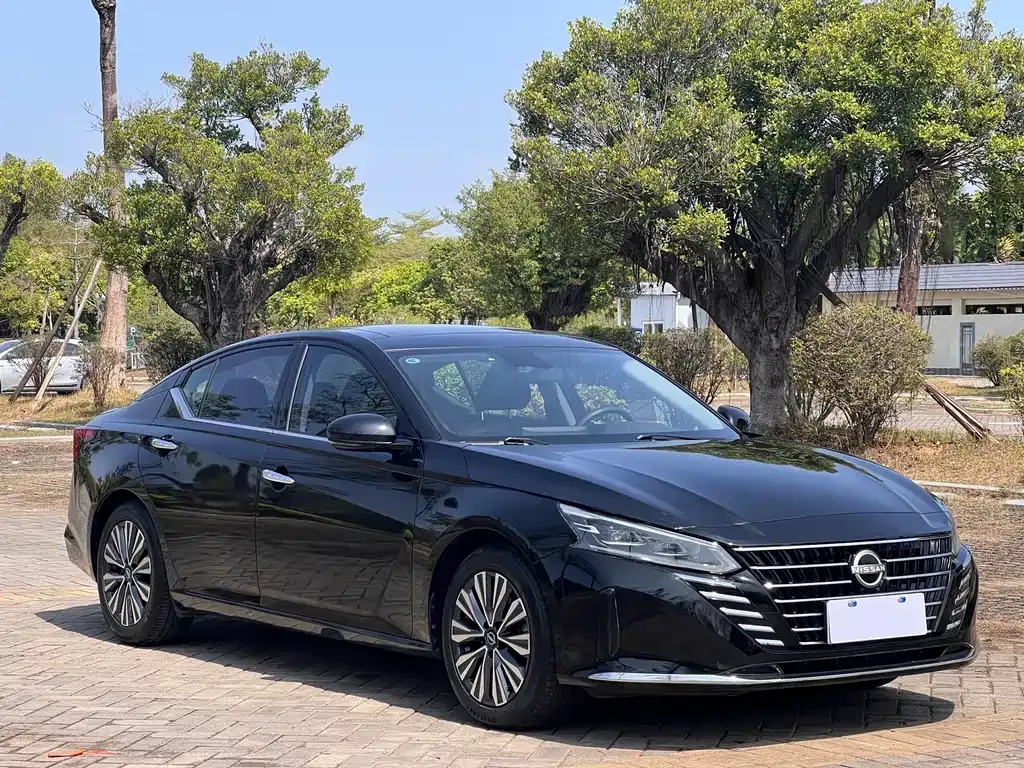 Nissan Teana — фото 7