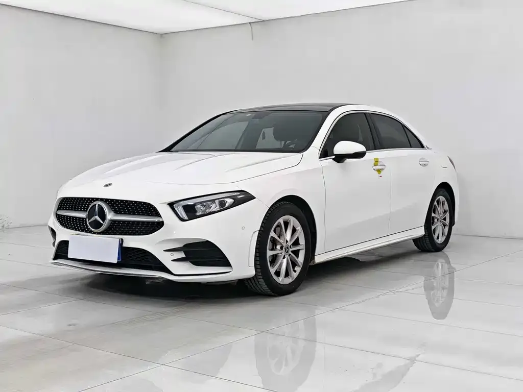 Mercedes-Benz A-Class — фото 1