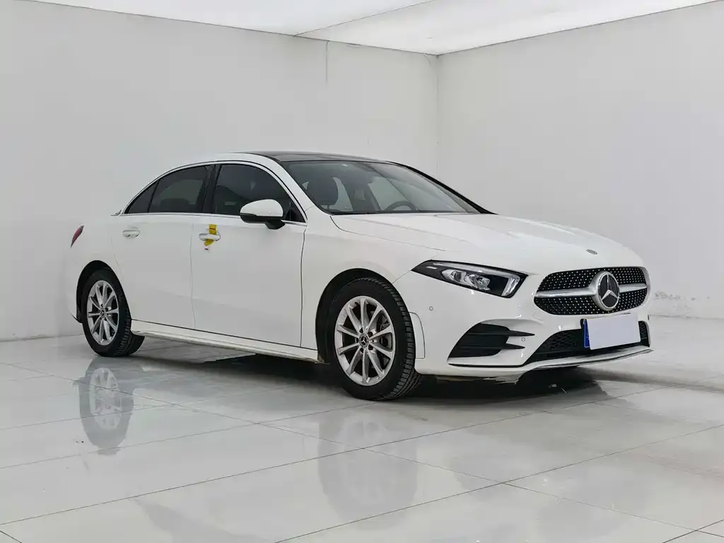 Mercedes-Benz A-Class — фото 7