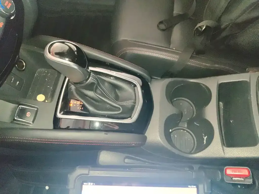 Nissan Qashqai — фото 10