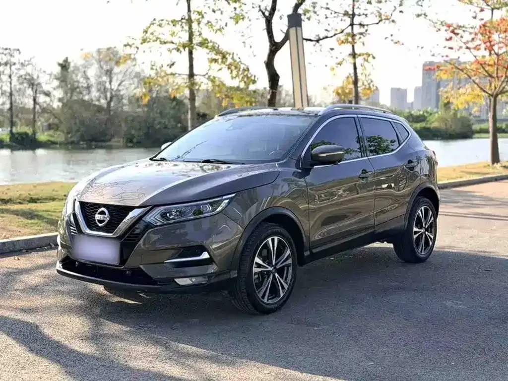 Nissan Qashqai — фото 9