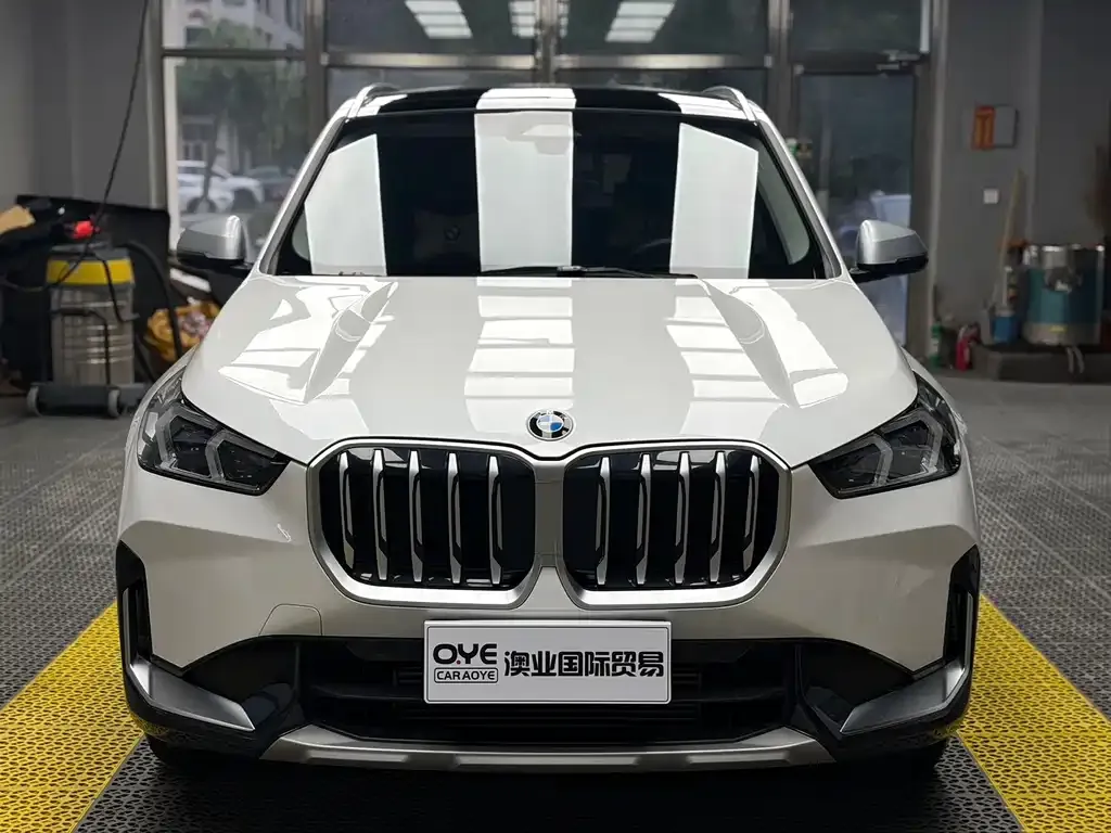 BMW X1 — фото 10