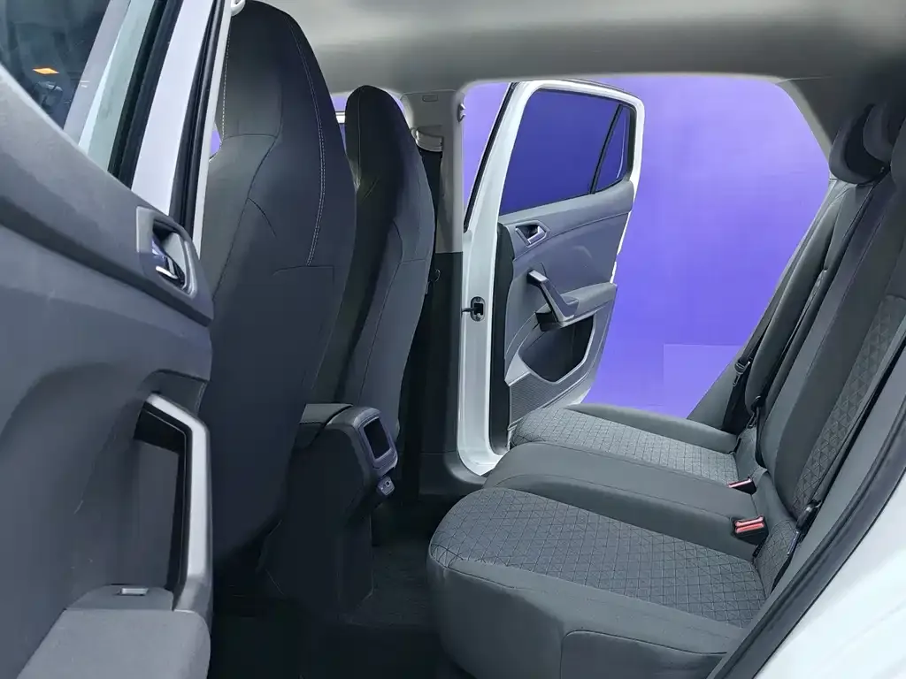 Volkswagen T-Cross — фото 3