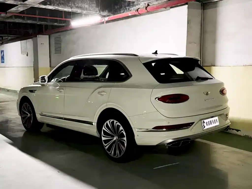 Bentley Bentayga — фото 4
