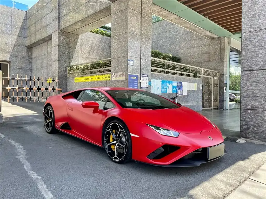 Lamborghini Huracan — фото 10