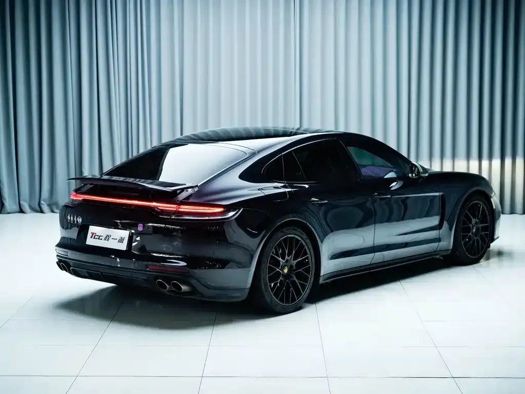 Porsche Panamera — фото 9