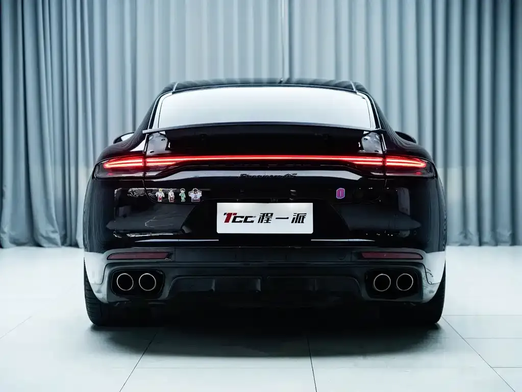 Porsche Panamera — фото 7