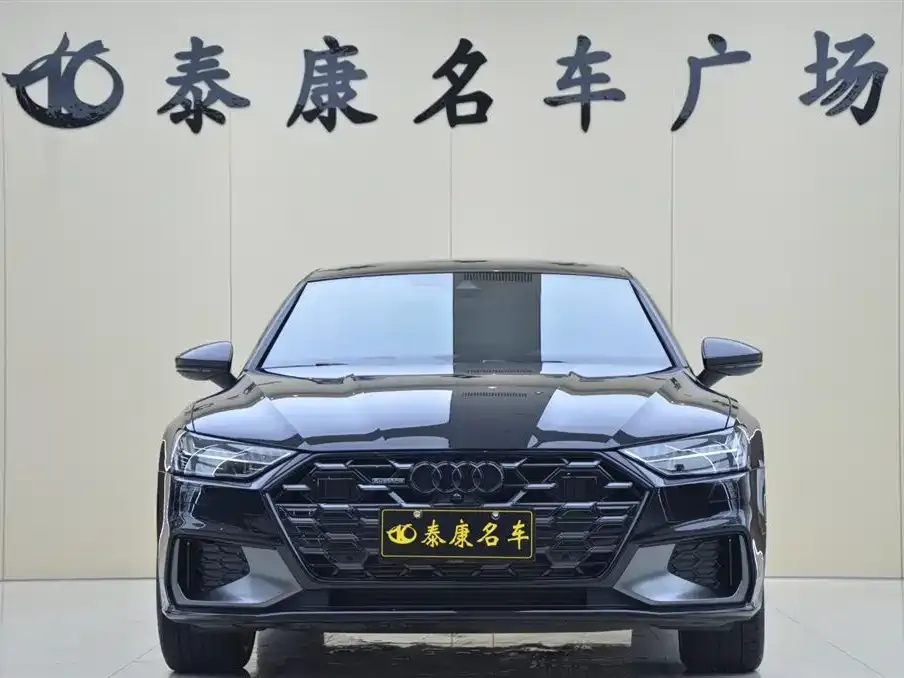 Audi A7L — фото 5