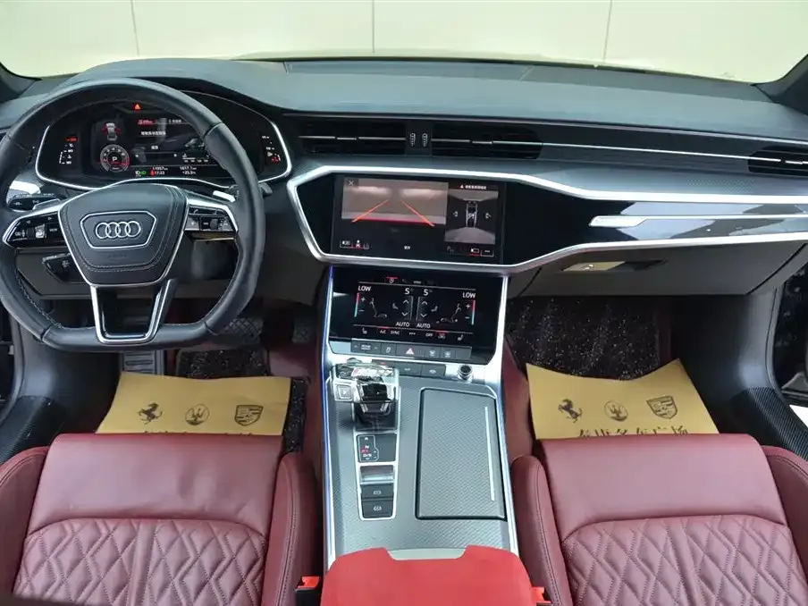 Audi A7L — фото 7