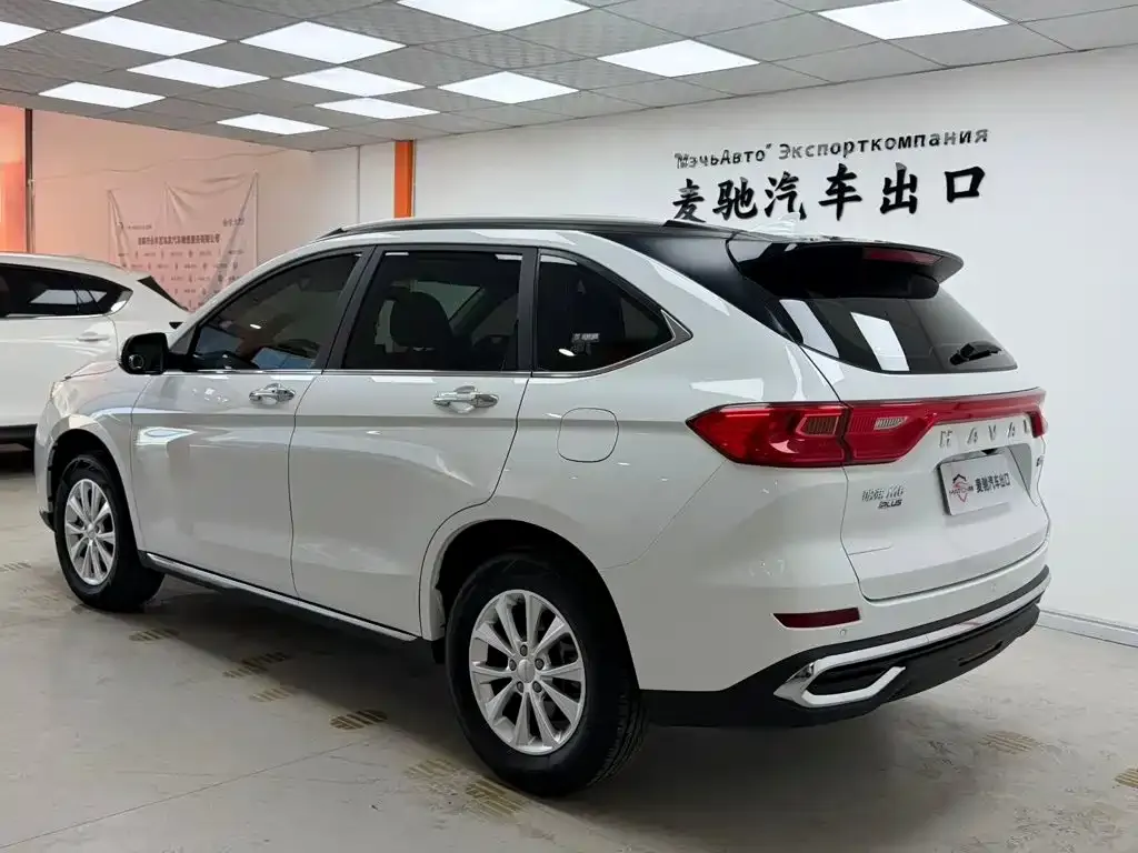 Haval M6 — фото 9
