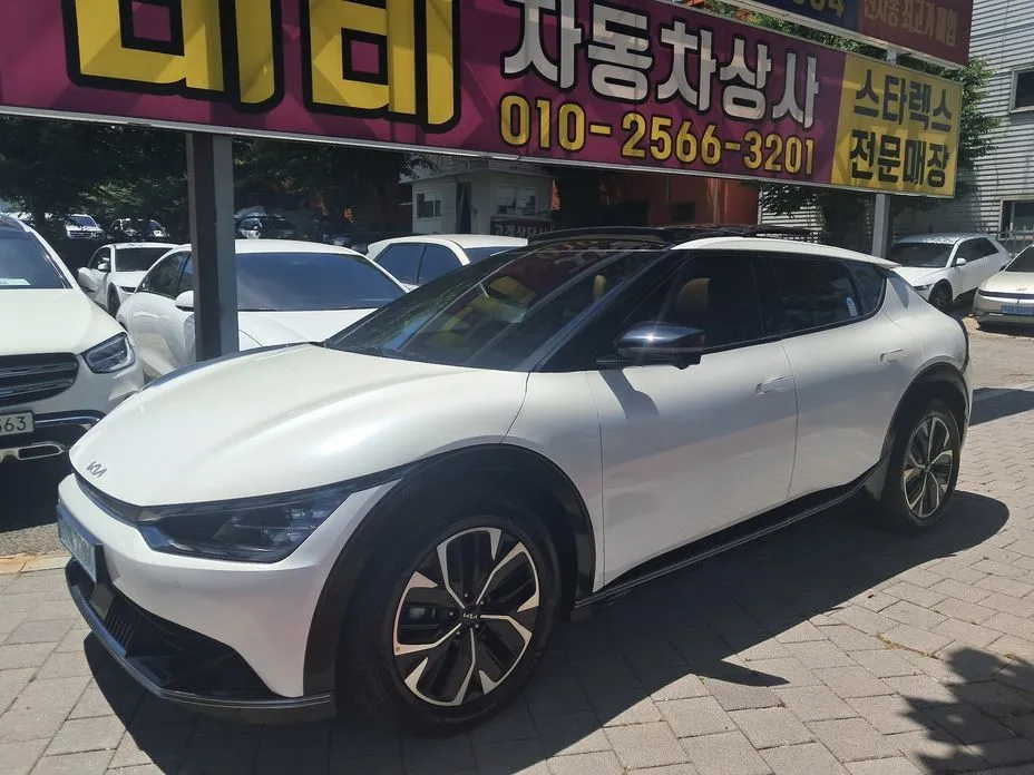 Kia EV6 — фото 1