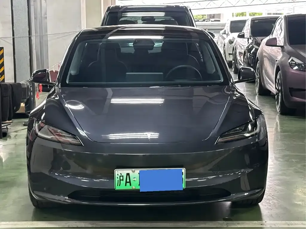 Tesla Model 3 — фото 9