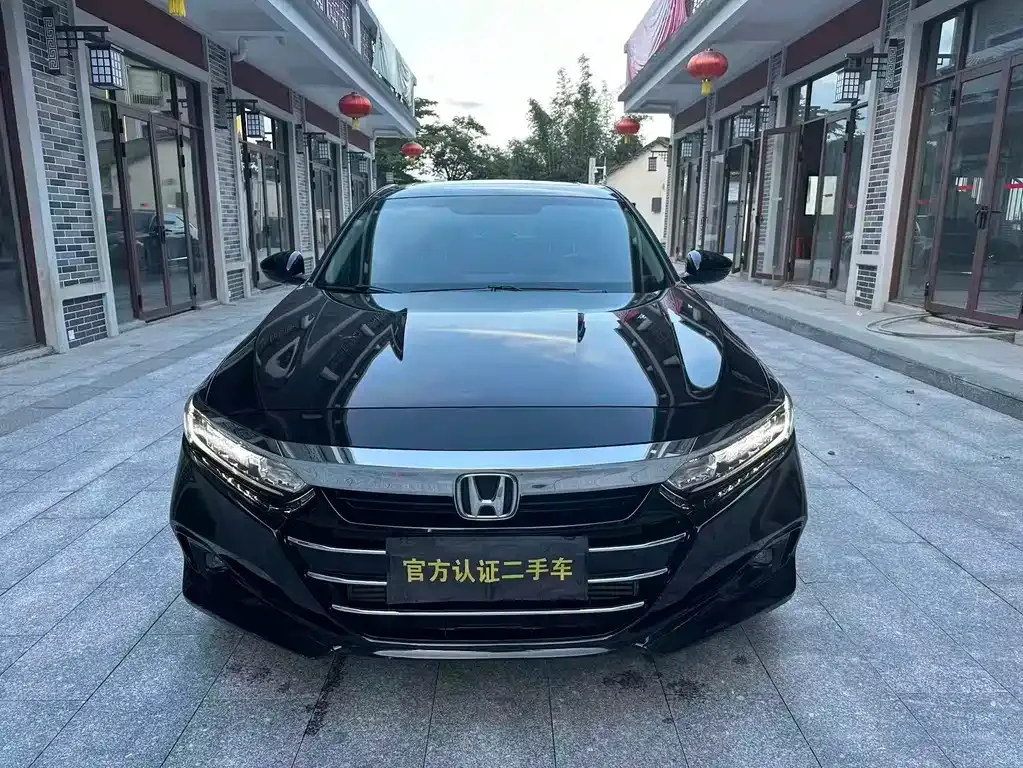 Honda Accord — фото 7