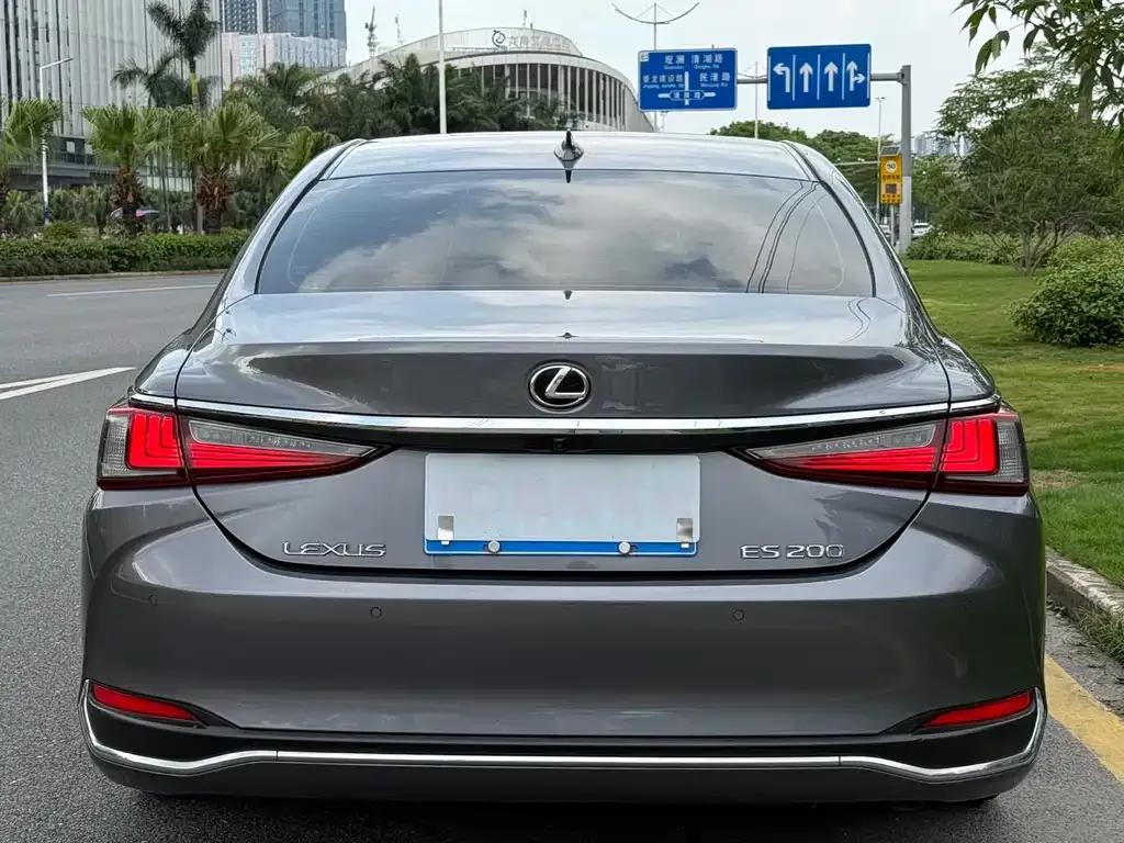 Lexus ES — фото 2