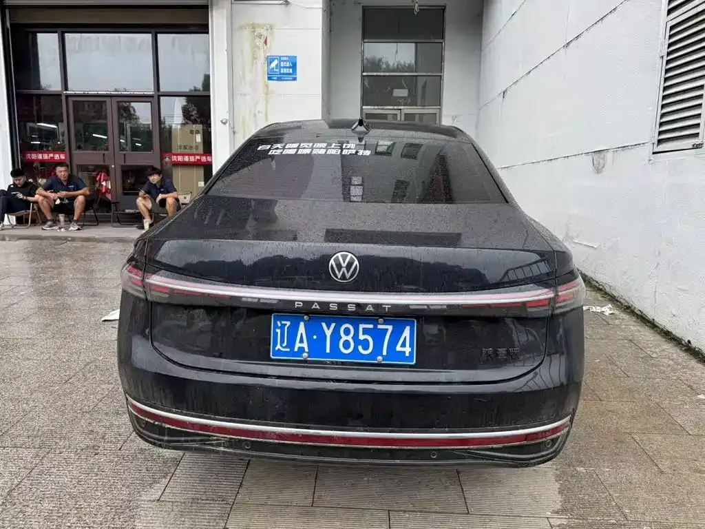 Volkswagen Passat — фото 6