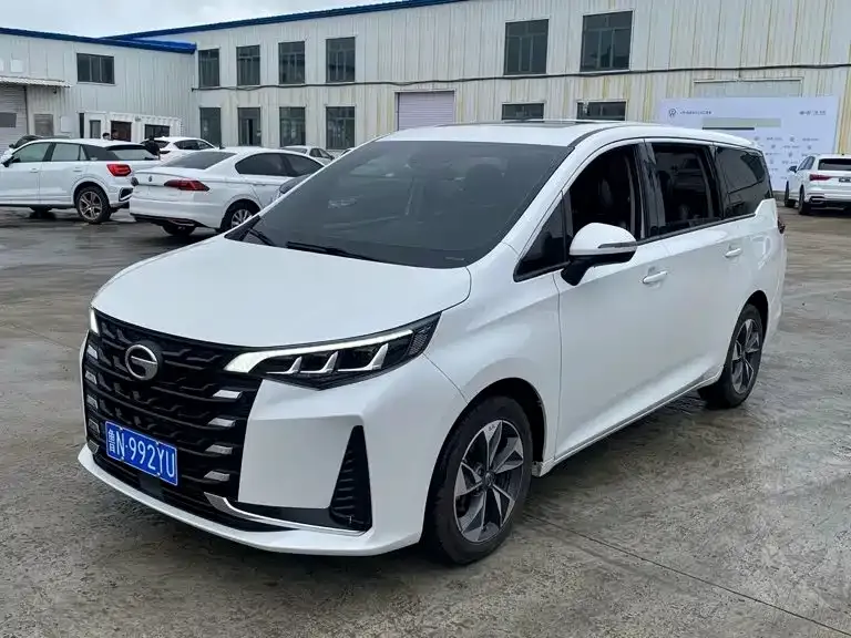 GAC Motor Trumpchi M6 — фото 1