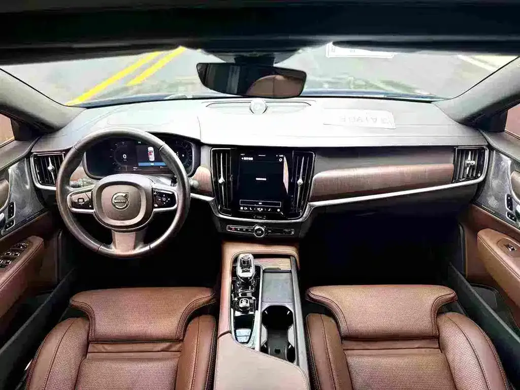 Volvo S90 — фото 4