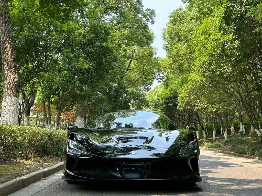 Ferrari F8 — фото 5