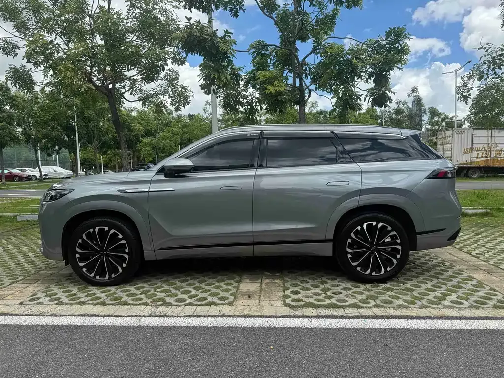Chery Tiggo 9 — фото 10