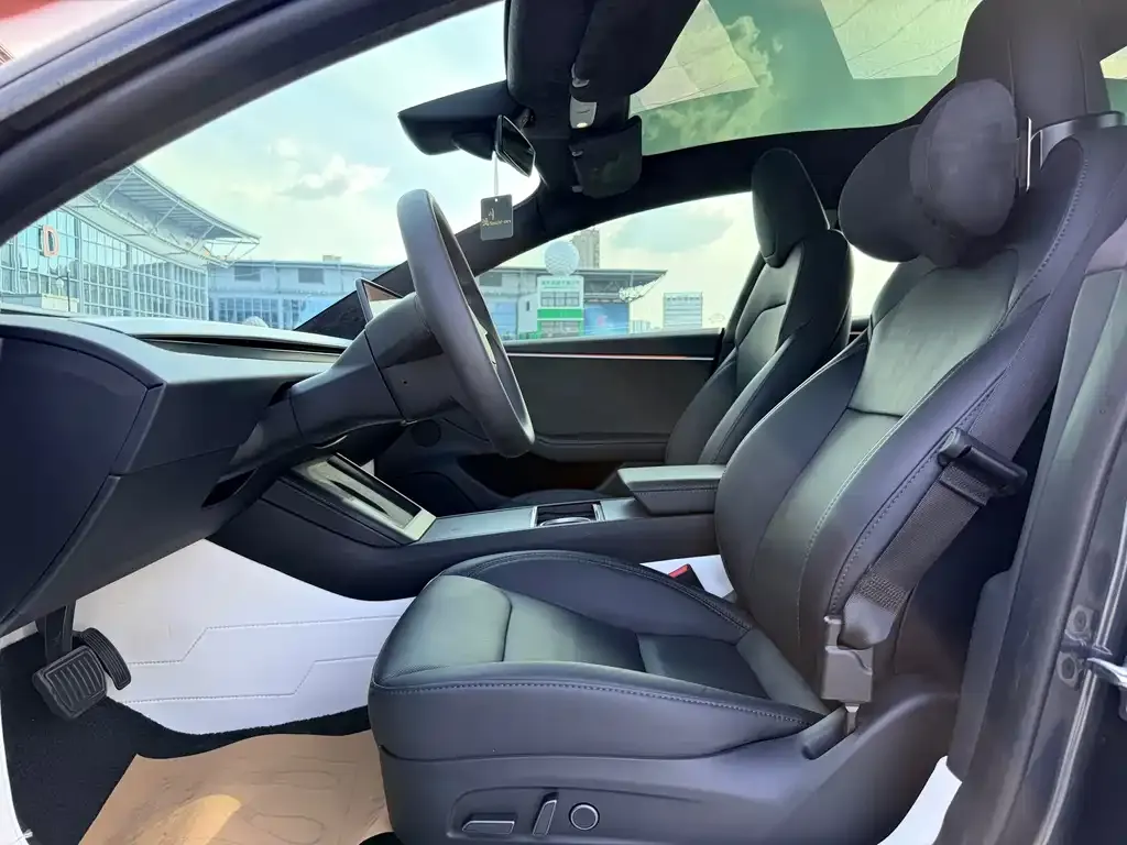 Tesla Model 3 — фото 6