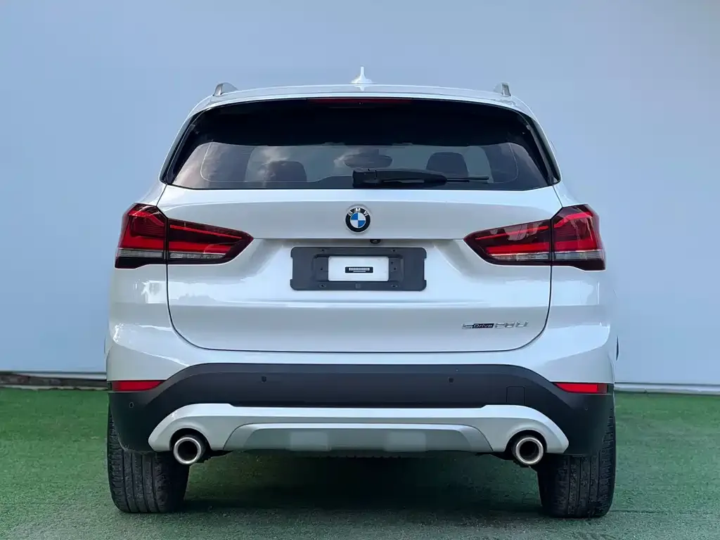 BMW X1 — фото 3