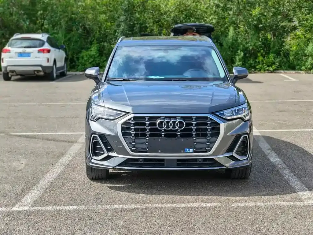 Audi Q3 — фото 8