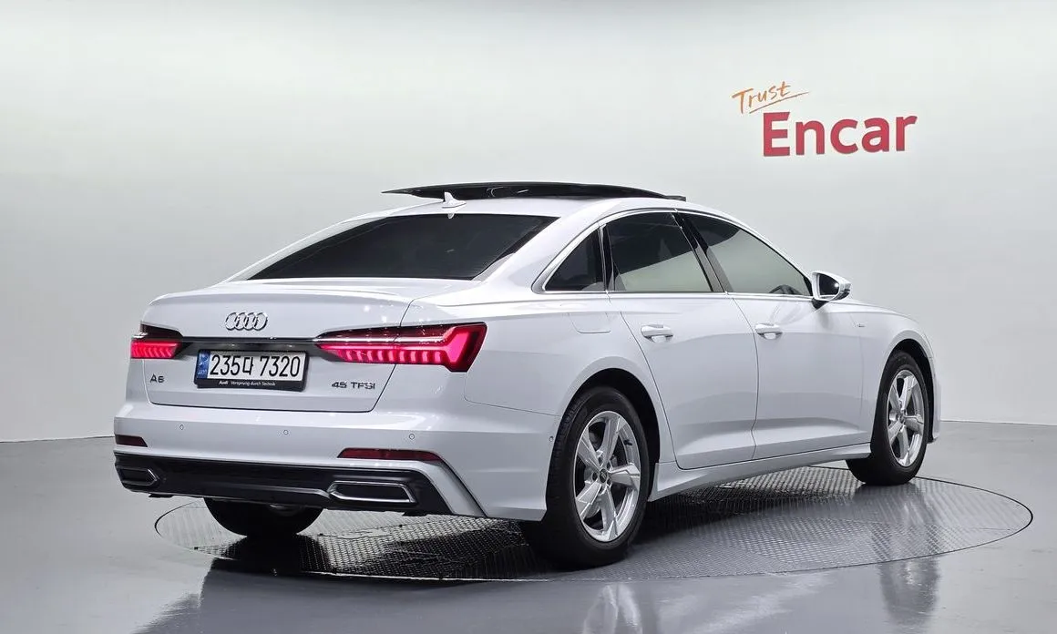 Audi A6 — фото 2
