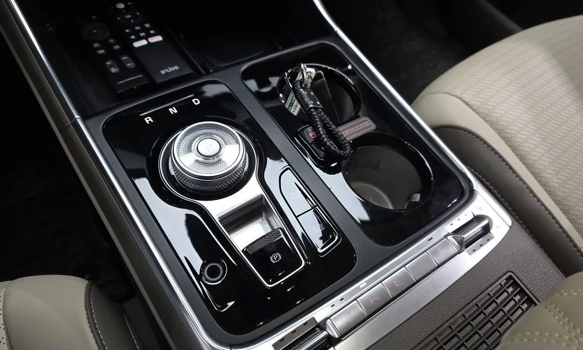 Kia Carnival — фото 10