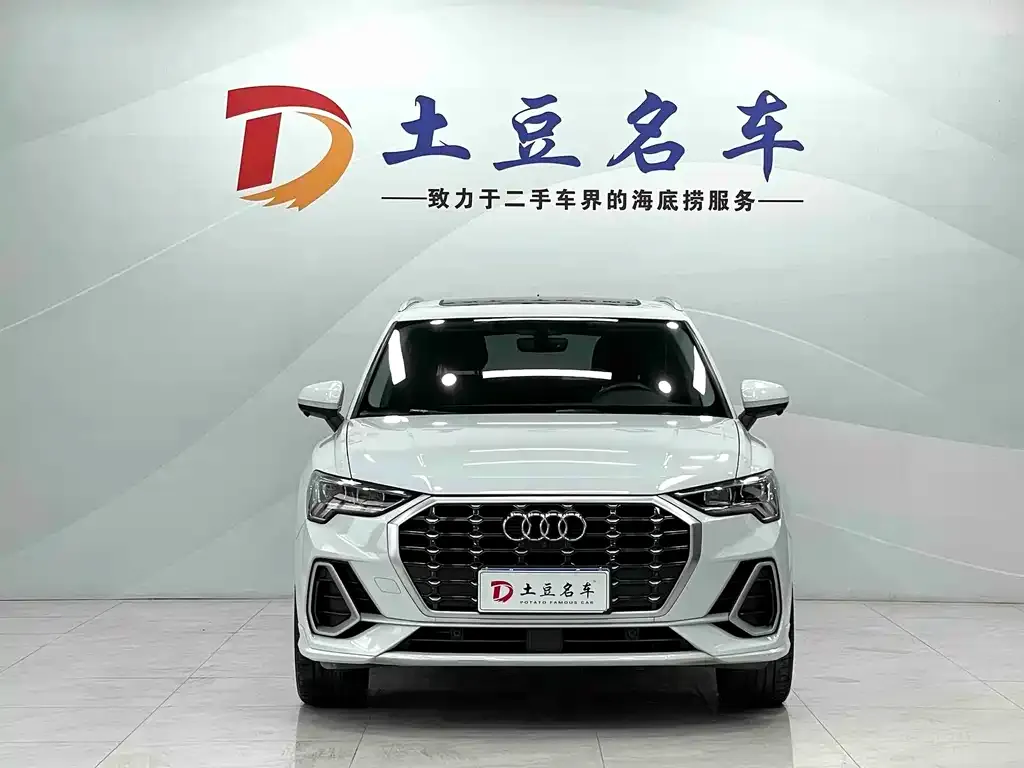Audi Q3 — фото 4