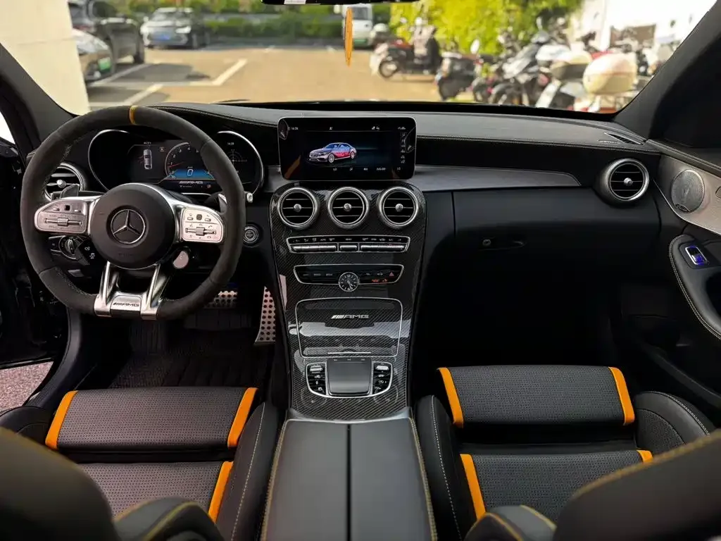 Mercedes-Benz C-Class AMG — фото 6