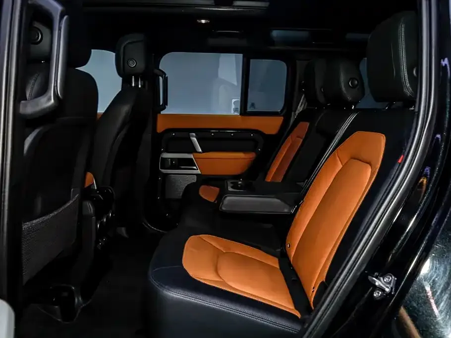 Land Rover Defender — фото 2