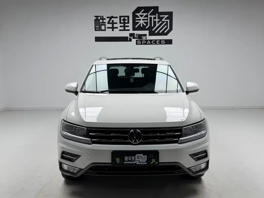 Volkswagen Tiguan L — фото 2