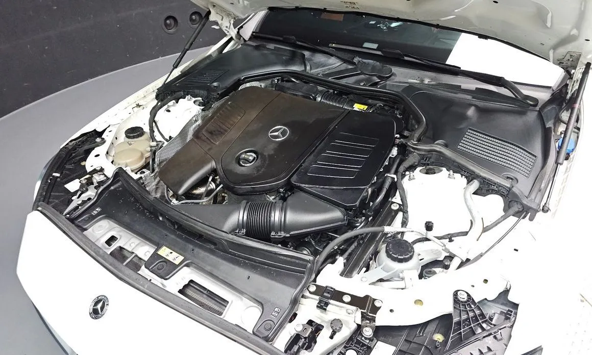 Mercedes-Benz C-Class 2023 из KR, фото 9