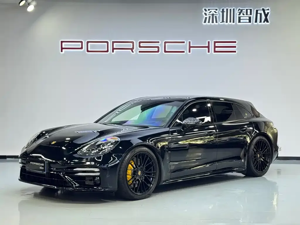 Porsche Panamera — фото 1