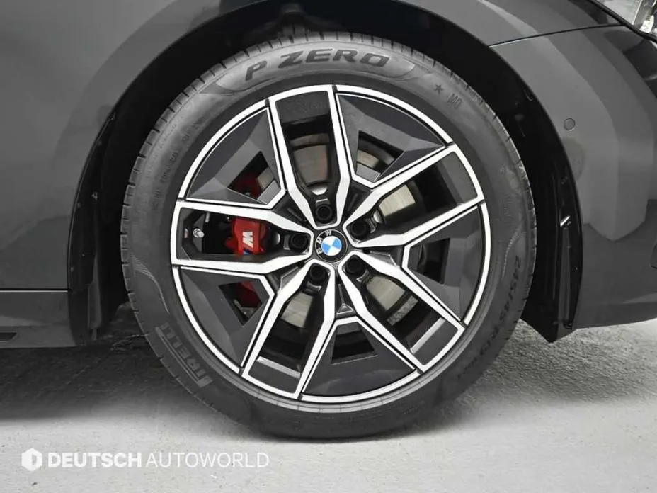 BMW 5-Series — фото 10