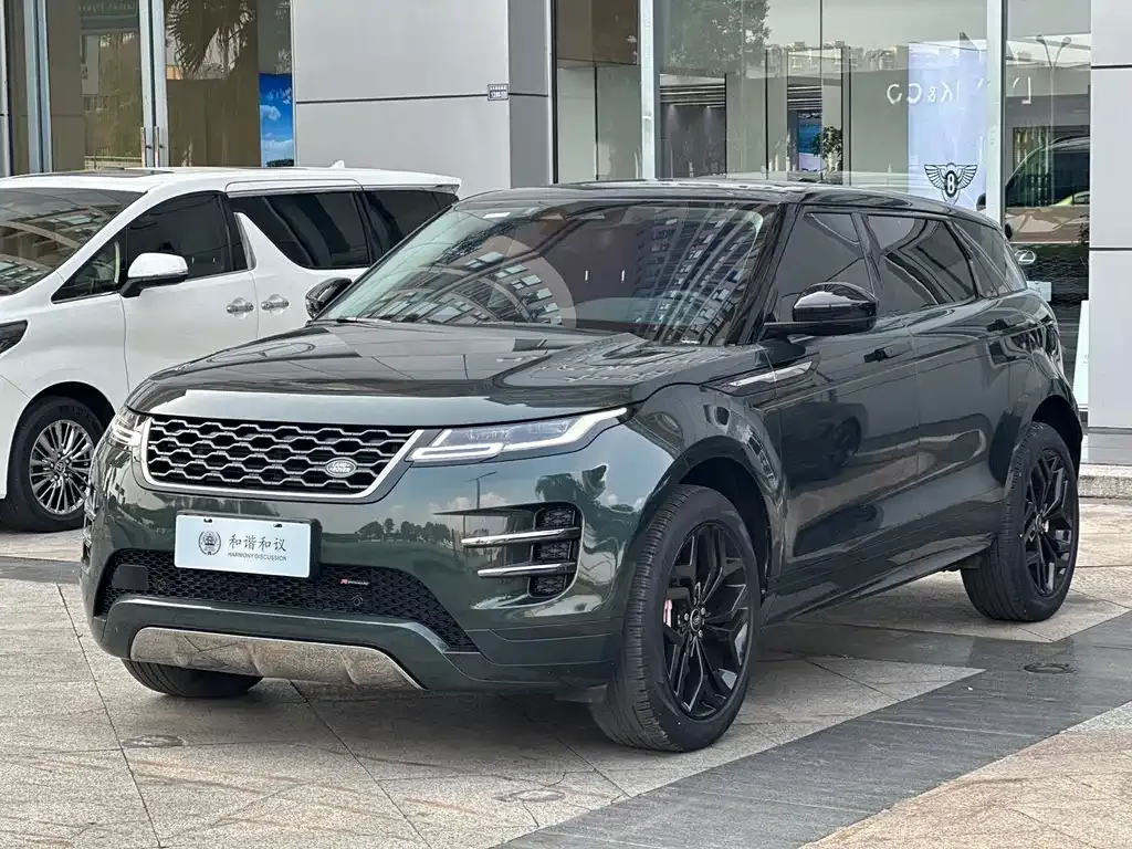 Land Rover Evoque — фото 1