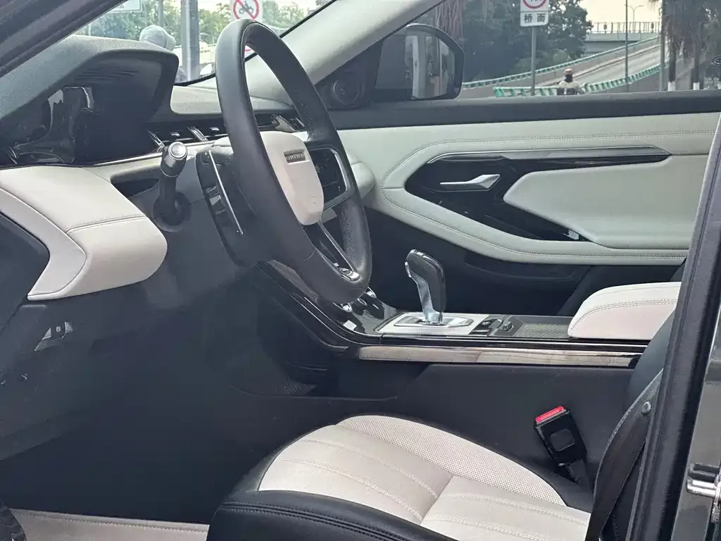 Land Rover Evoque — фото 4